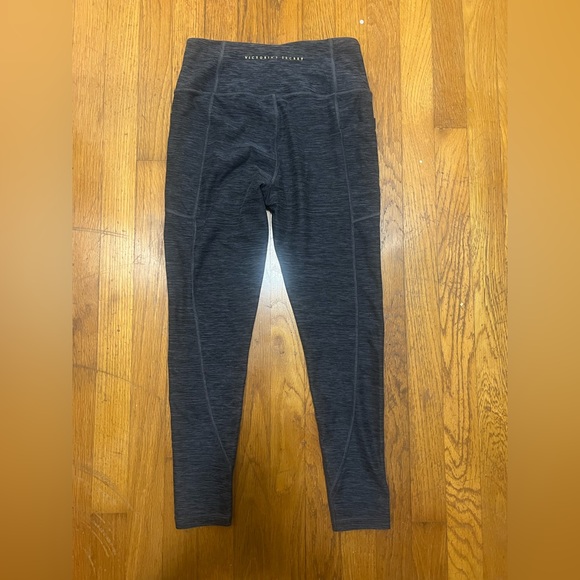 EUC Victoria Secret Leggings - Picture 2 of 5